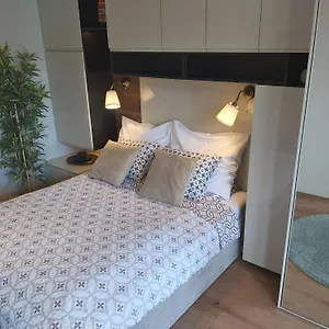Siedmiogrodzka - Most Handy Location, Aircon & Garage Free Apartment Warsaw